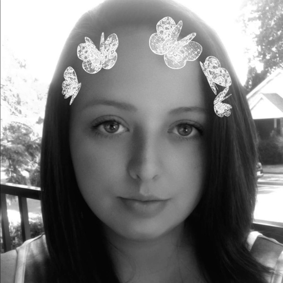 Meet your Posher, Amber - Picture 1 of 1