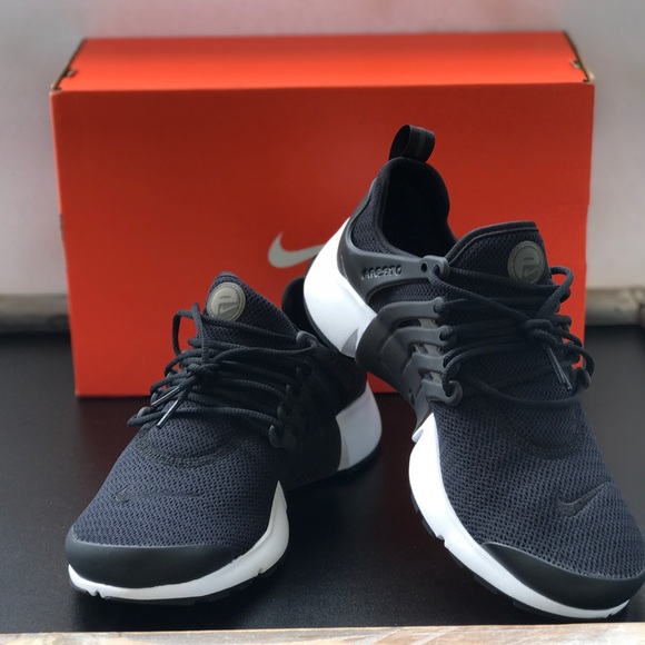 NWT Nike Air Presto Black WMNS - Picture 3 of 7