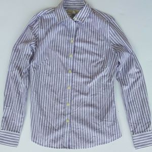 Banana Republic fitted long sleeved blouse