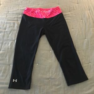 Under Armour capri workout pants