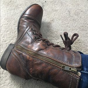 Brown steve madden troopa boots
