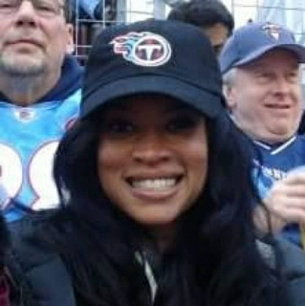 Meet your Posher, Pamela