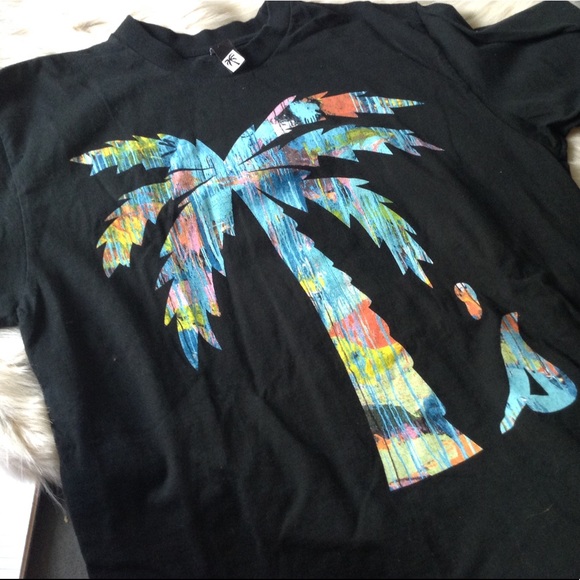 Palm Tree and Man Tee - Picture 2 of 2