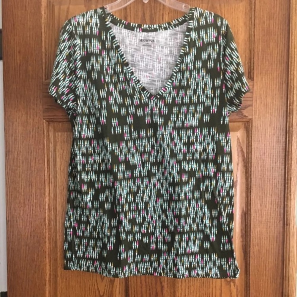 Merona v-neck t-shirt