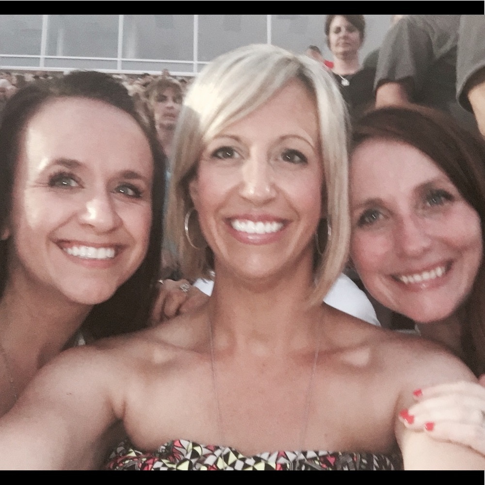 Meet your Posher, Carrie