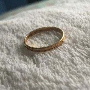 Small 14k gold ring