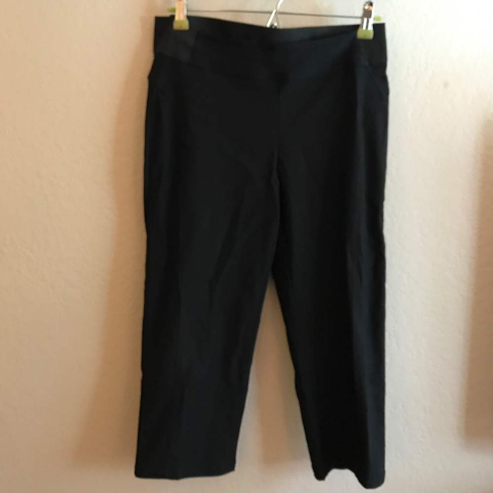 🎉 CCO Sale ⚡️Vera wang pull on work capris