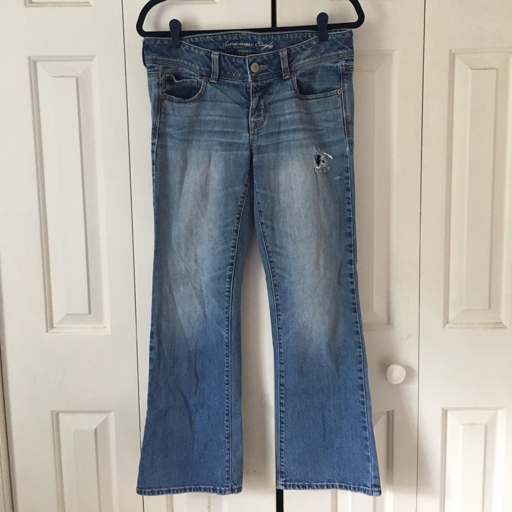 American Eagle Outfitters Distressed Jeans