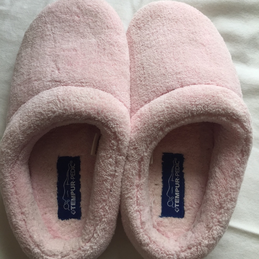 Tempur-pedic Pink Slippers