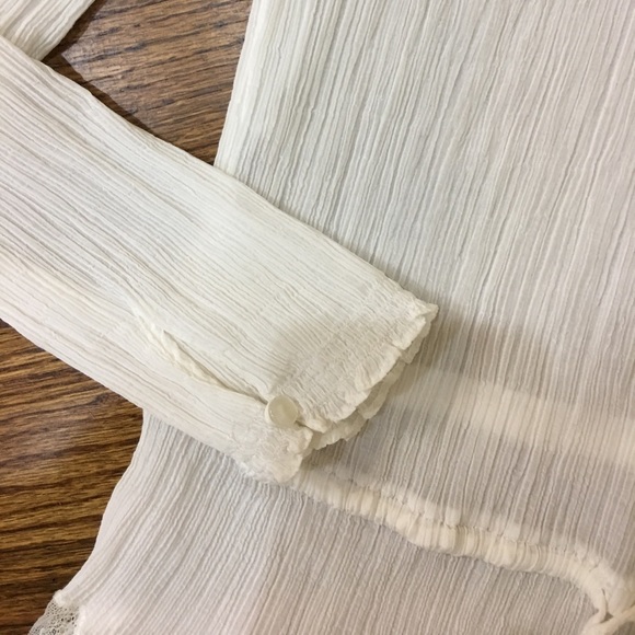 GUC WHBM WHITE LACE PEASANT TOP - Picture 4 of 5