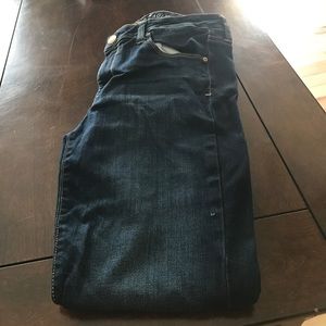 American Eagle skinny jeans size 10 short
