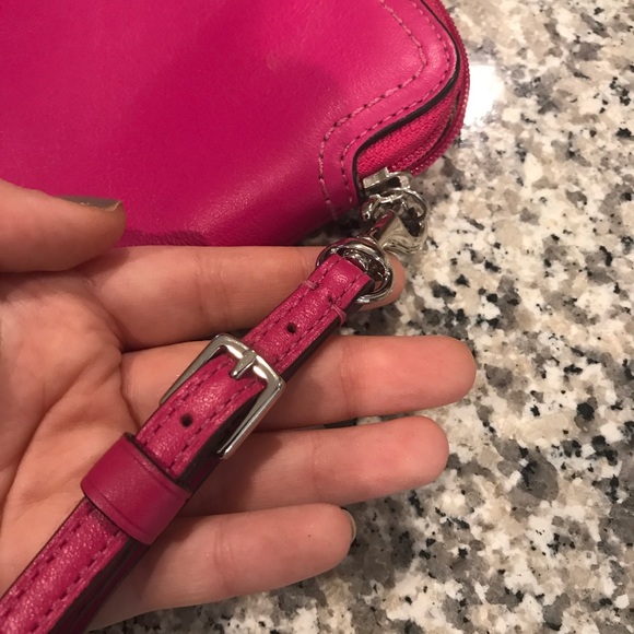 Coach tablet case hot pink - Picture 2 of 4