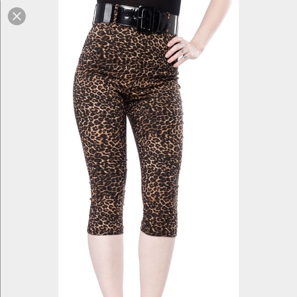 Deadly Dames leopard Capri Pinup Girl Clothing NWT