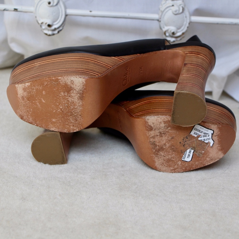 CHLOÉ LEATHER PLATFORM PUMPS - Picture 3 of 4