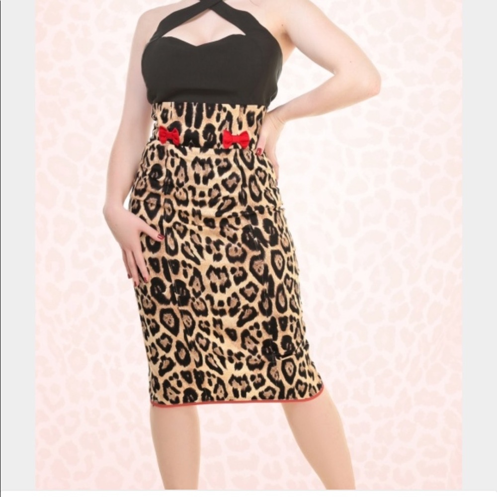 NWT Collectif leopard pencil skirt Pinup