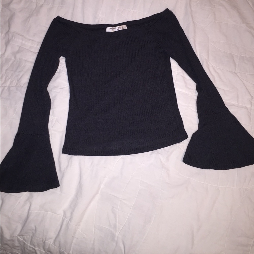 Boutique bell sleeve top