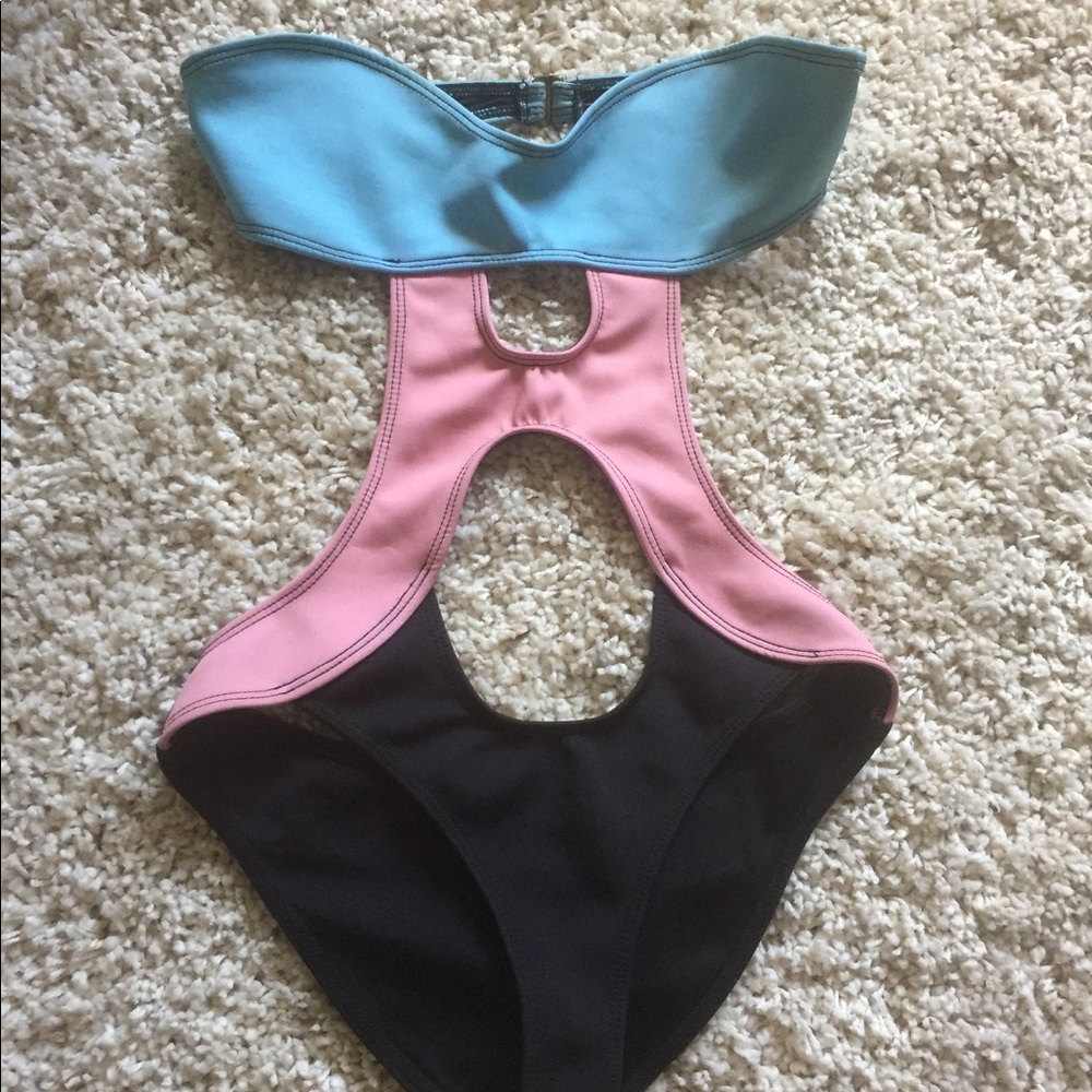 Like-new Beach Riot "one piece"!