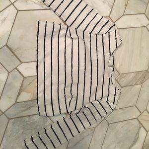 Elizabeth and James crop top