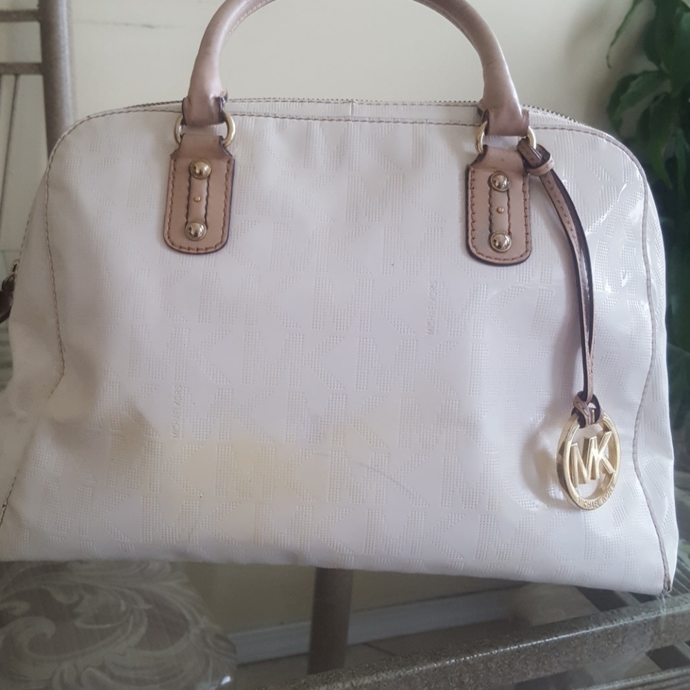 Michael kors satchel