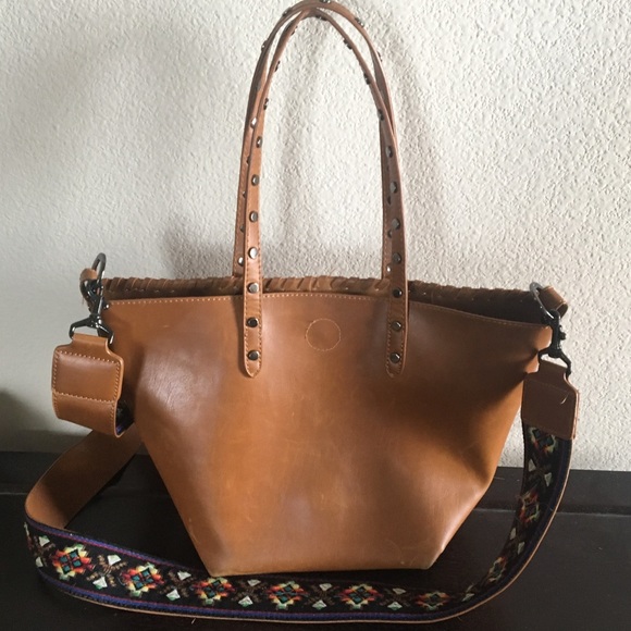 Sam Edelman Handbags - Sam Edelman carmel tote