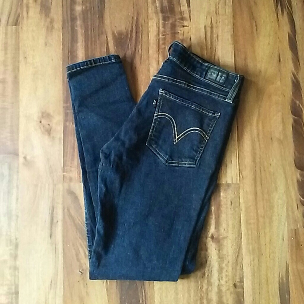 Levi jeans