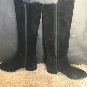 Steve Madden Suede Boots Size 9.