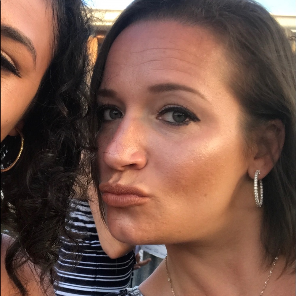 Meet your Posher, Natasha