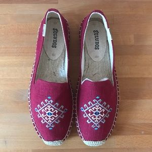 NWOT Soludos Red Embroidered Espadrilles Sz 5.5/6