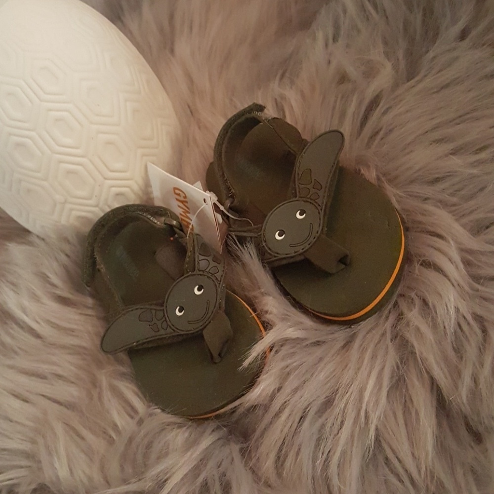 Brand new Gymboree Turtle flip flops