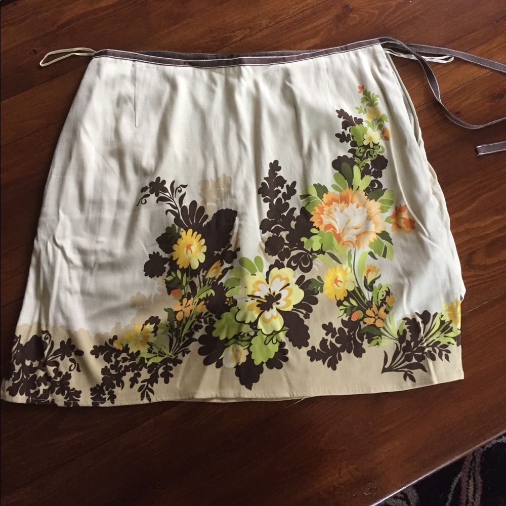 Tommy Bahama silk skort.