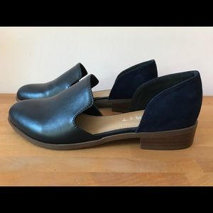 NWOT Esprit Navy Slip-On Loafer Sz 6