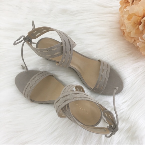 Marc Fisher wedges cream/sand color new size 8 - Picture 8 of 8