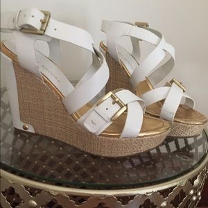 White Wedges