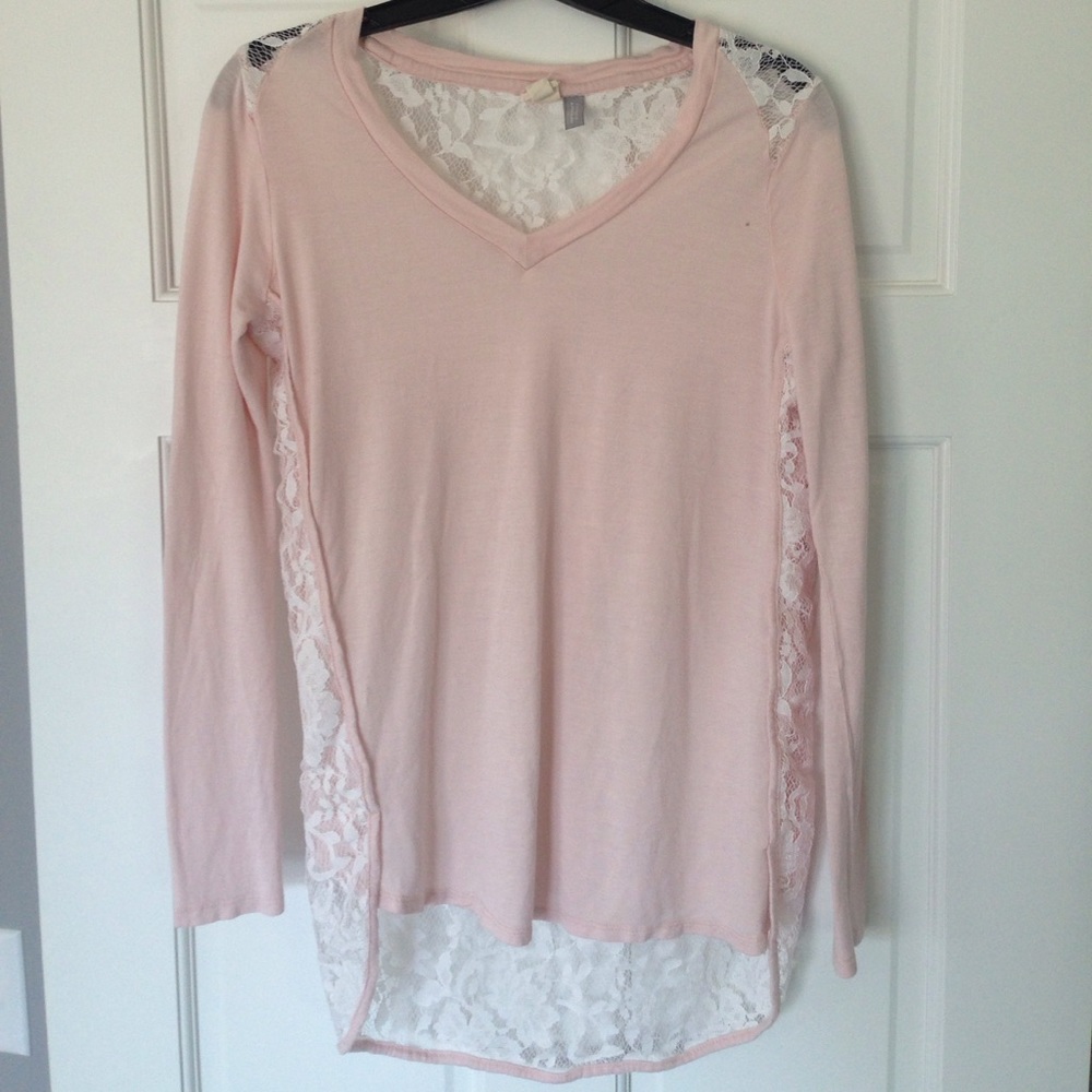 (A Pea in the Pod) Maternity top