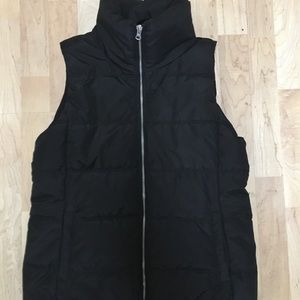 Black Old Navy vest