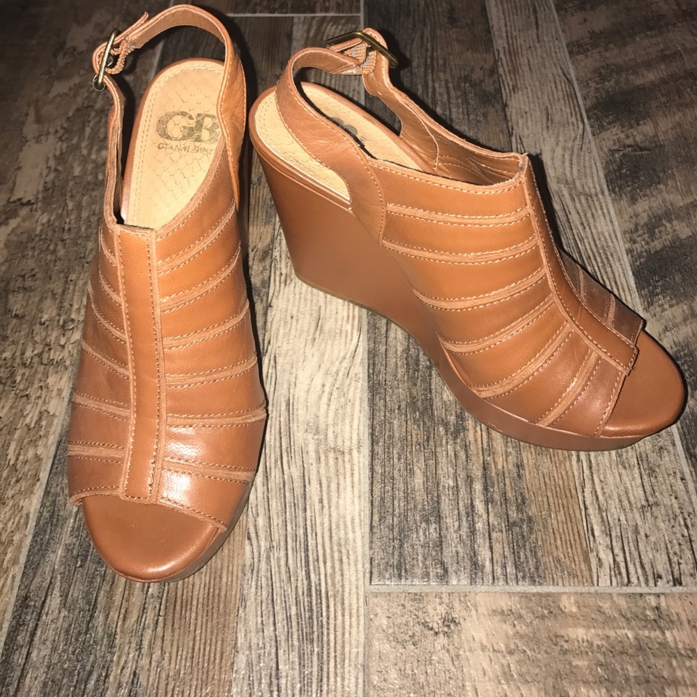Gianni Bini Wedges