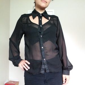 Sheer cut out skull high-low blouse