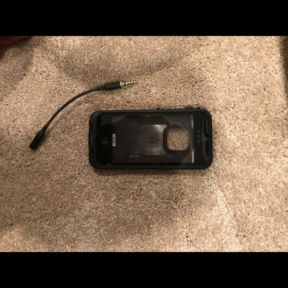 iPhone 5 lifeproof case