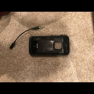 iPhone 5 lifeproof case