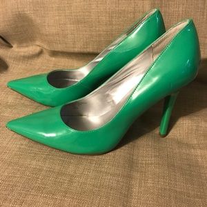 Green Pointed Toe Stiletto Heels