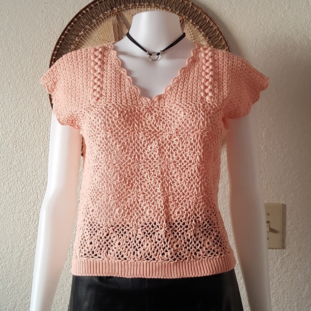 Peach short sleeve top