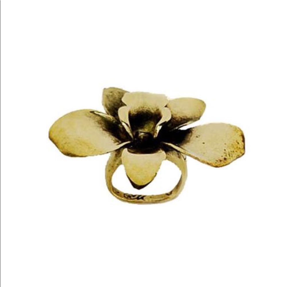 MONSERAT DE LUCCA LOTUS RING