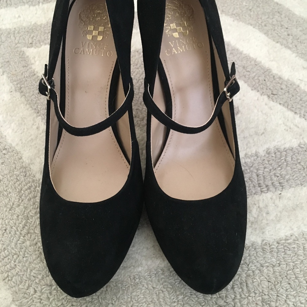 Vince camuto heel strap pump