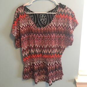 Cute shirt, very pretty back!