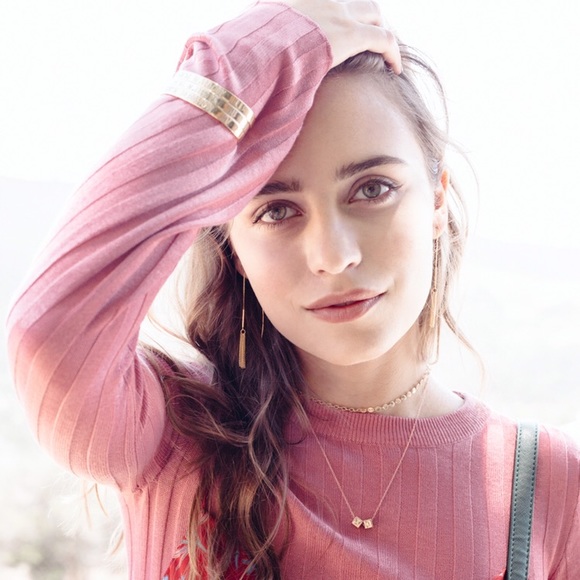 Le Bloc XO Necklace - Picture 4 of 8