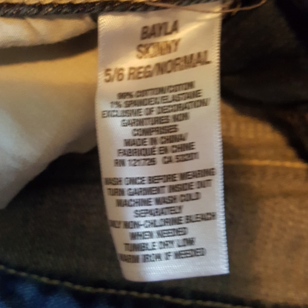DISTRESSED JEANS. - Picture 6 of 6
