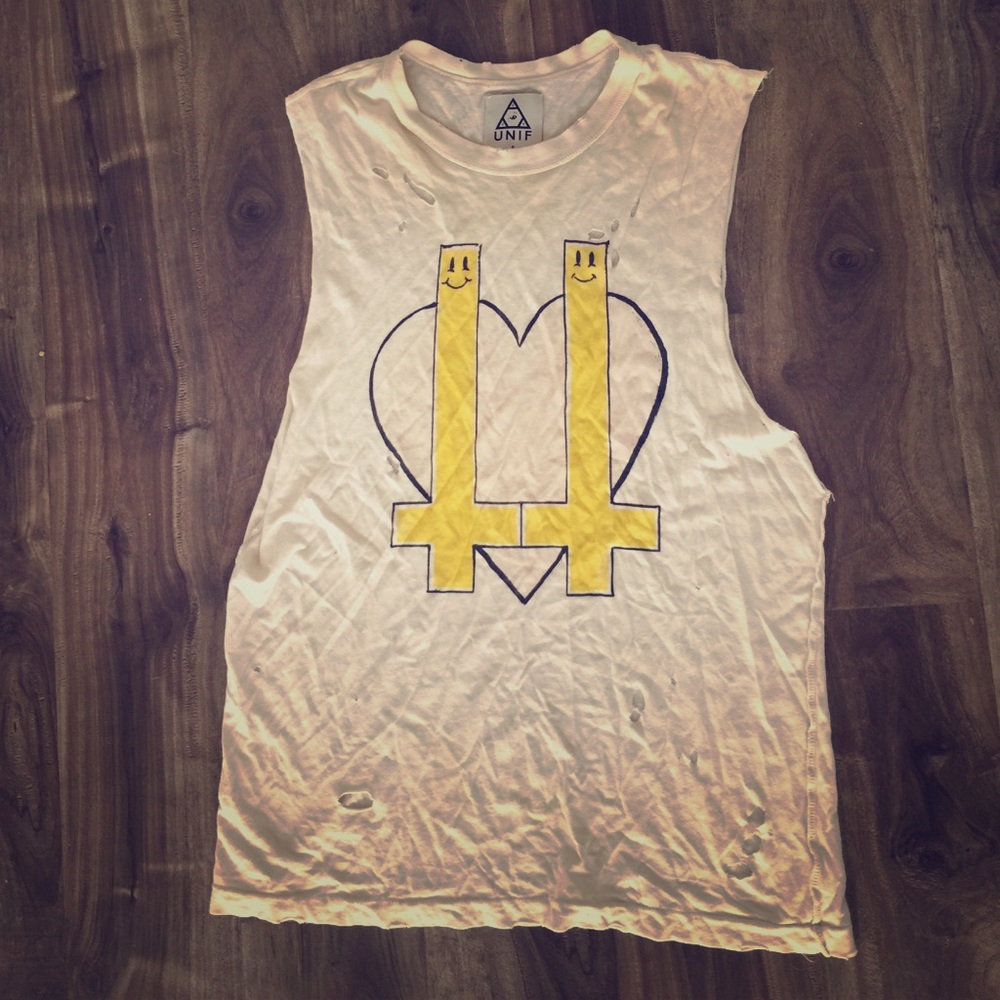 UNIF Heart Crossed Tank S