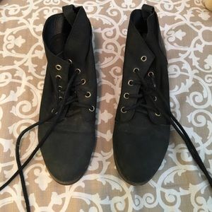 Black Steve Madden boots