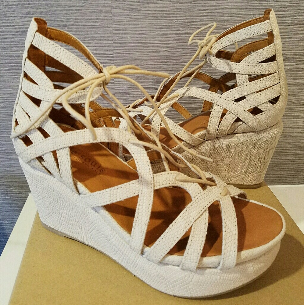 NEW Gentle Sole by Kenneth Cole Joy Nude Sandals 8