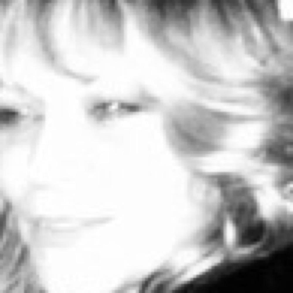 Meet your Posher, Nola